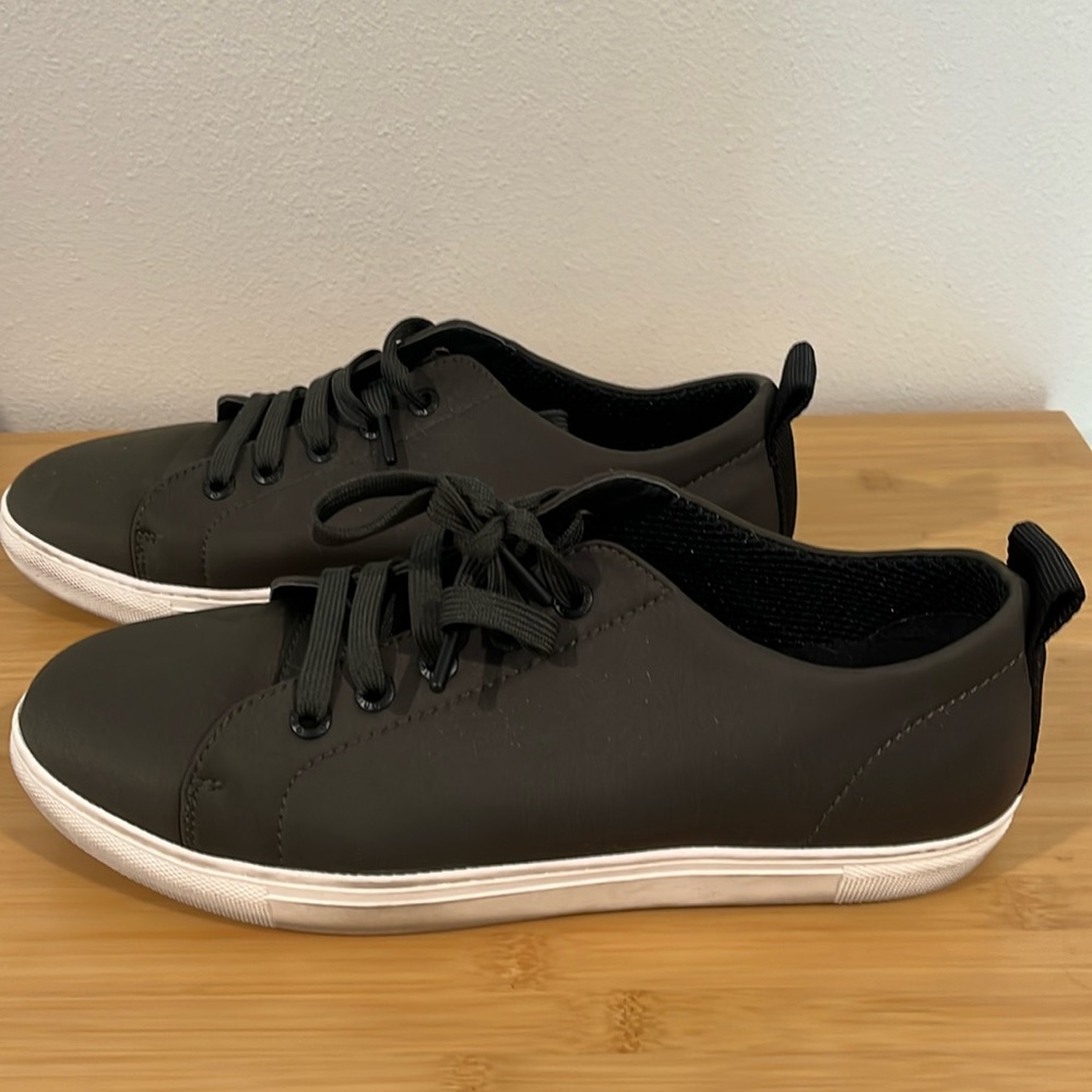 Onia Levi sneakers, neoprene, sage green